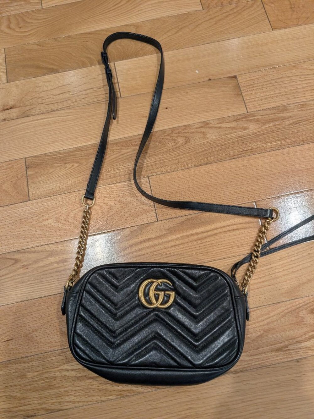 Gucci GG Marmont Small Matelassé Leather Camera Bag - Black